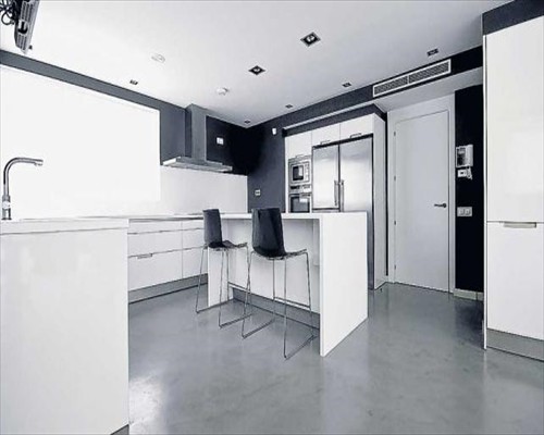 micro screed concrete flooring installed in North London